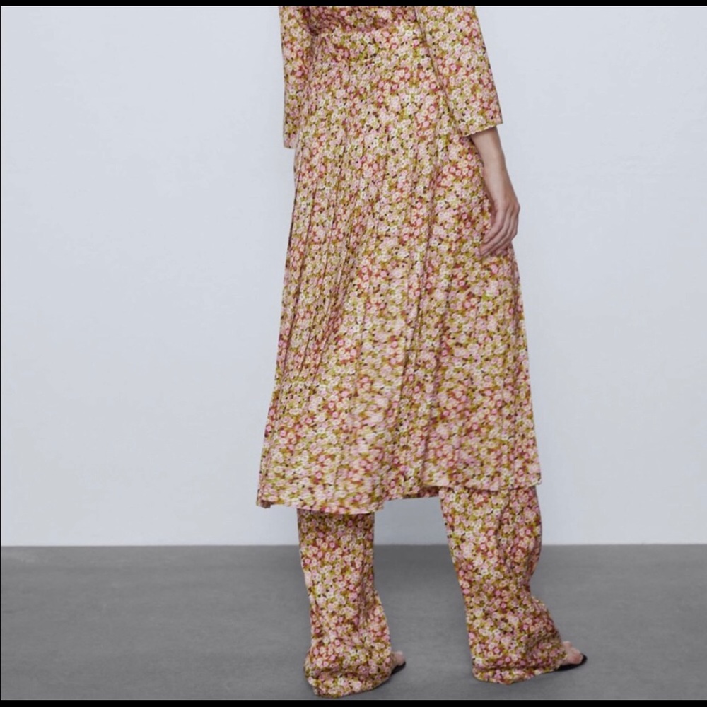 Zara floral pleated skirt pants set with top - Picture 10 of 15